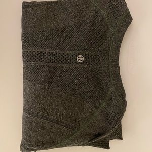 Lululemon Gray long sleeve top